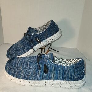 HEY DUDE Wally Stretch Bluemoon Shoes Mens US 8 UK 7 EU 41 Lace up Striped NEW